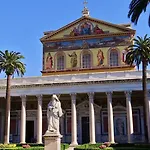 4 Stops To Colosseo - San Paolo House