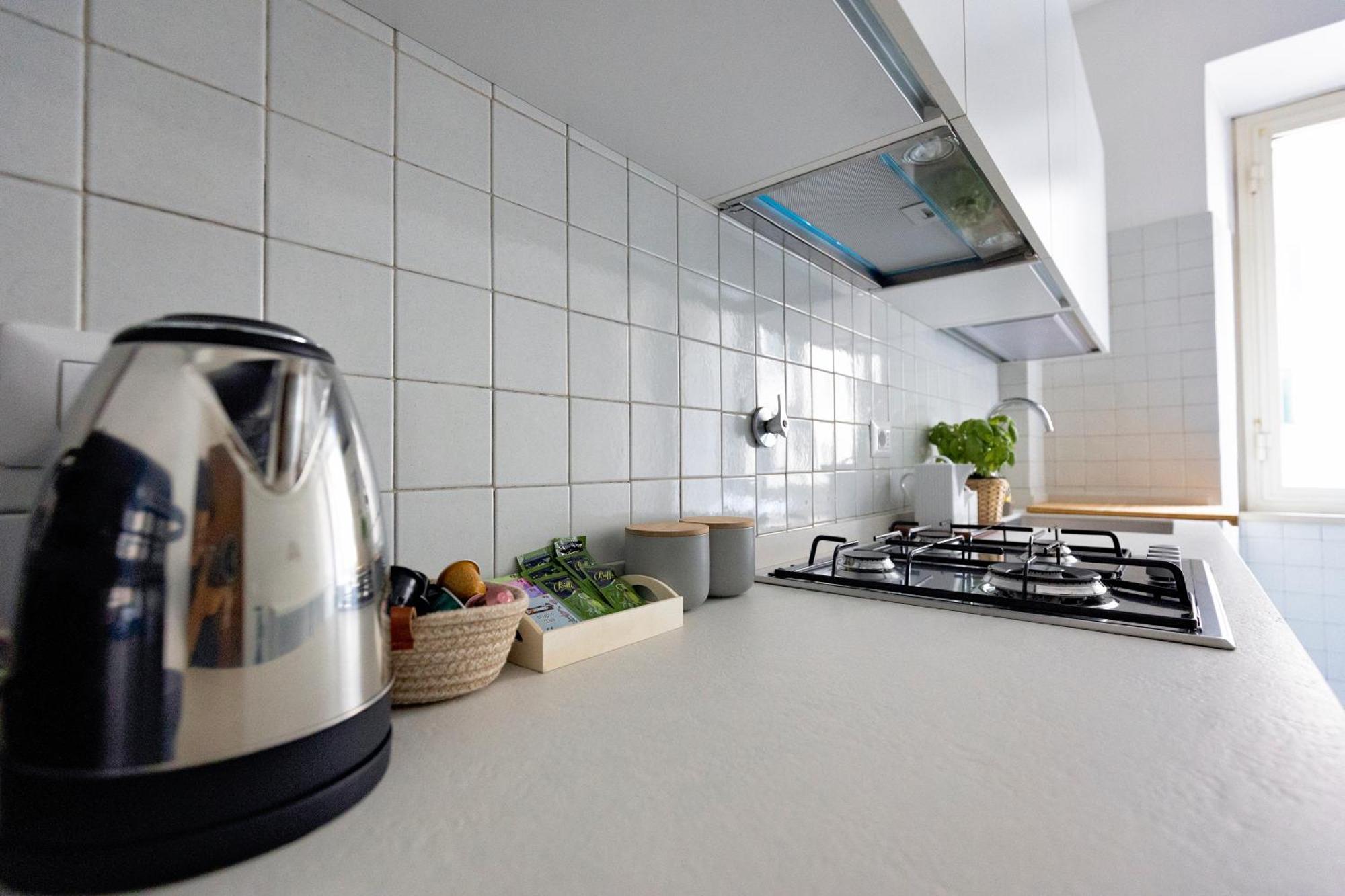 4 Stops To Colosseo - San Paolo House Ferienhaus Rom